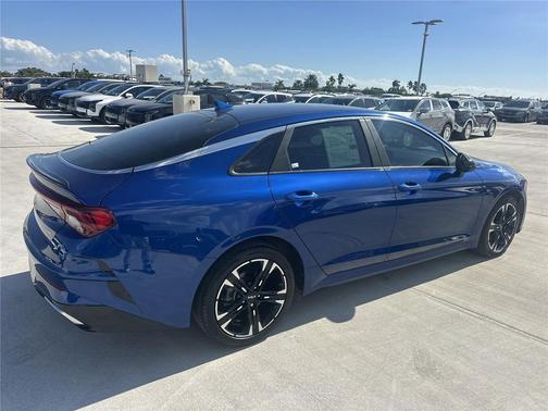 2024 Kia K5 GT-Line