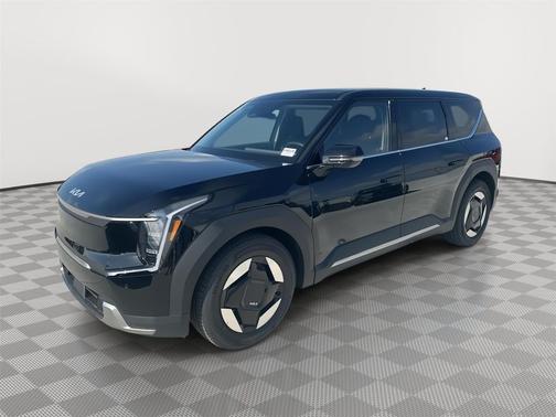 2026 Kia EV9 Light Short Range