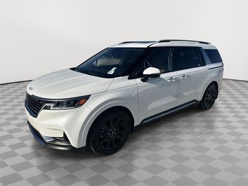 Snow White Pearl 2024 Kia Carnival SX Prestige
