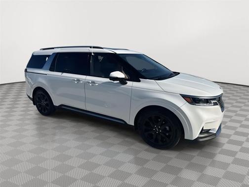 Snow White Pearl 2024 Kia Carnival SX Prestige