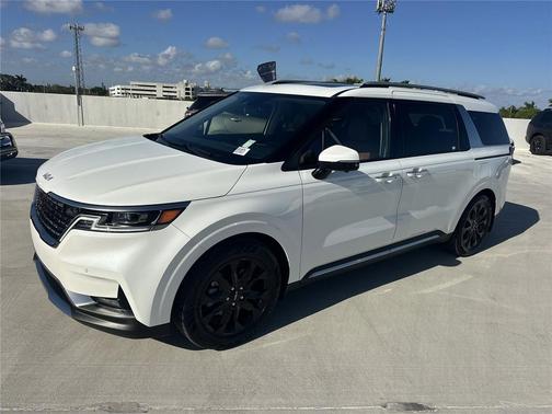 Snow White Pearl 2024 Kia Carnival SX Prestige