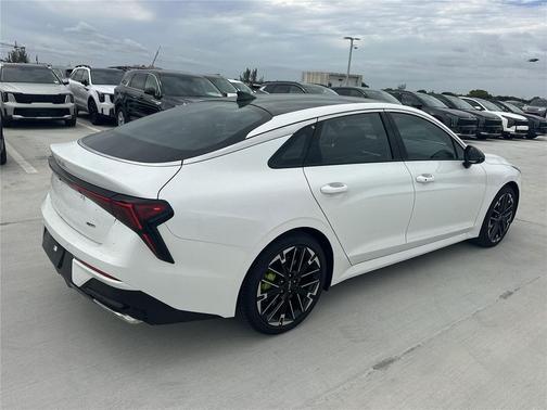 2026 Kia K5 GT