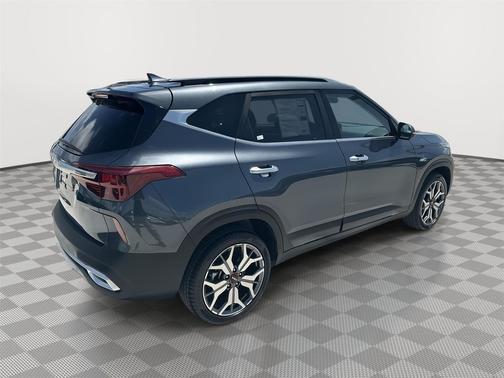 Gravity Gray 2023 Kia Seltos SX Turbo