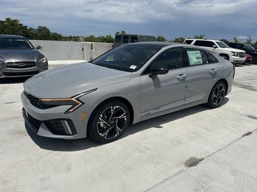 2025 Kia K5 GT-Line