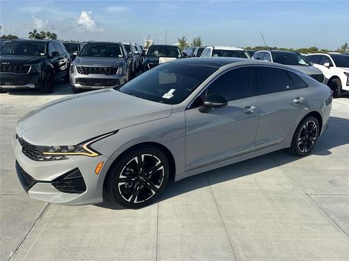 2022 Kia K5 GT-Line