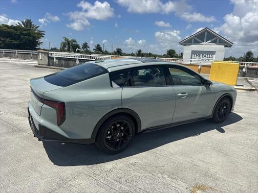 2025 Kia K4 GT-Line Turbo