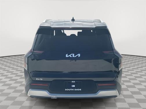 2026 Kia EV9 Wind