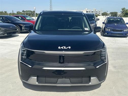2026 Kia EV9 Wind