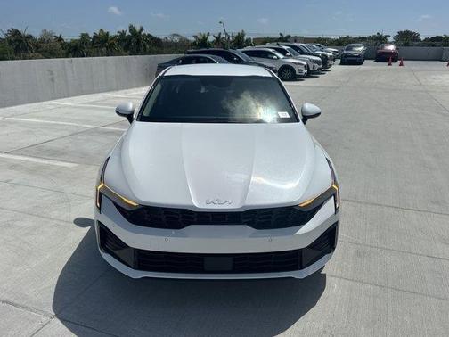 2025 Kia K5 LXS