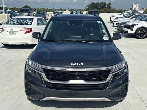 2023 Kia Seltos S