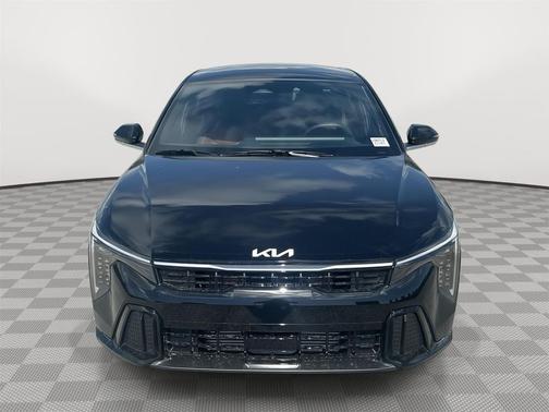 2025 Kia K4 GT-Line Turbo
