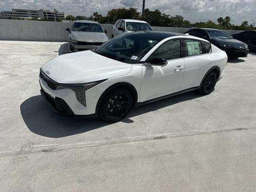 2025 Kia K4 GT-Line Turbo