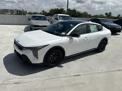 2025 Kia K4 GT-Line Turbo