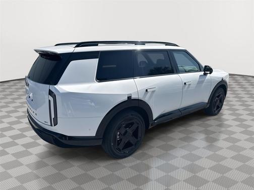 Glacial White Pearl 2027 Kia Telluride Hybrid X-Line SX