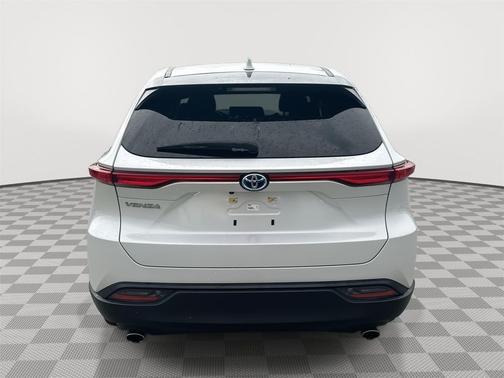 2023 Toyota Venza XLE