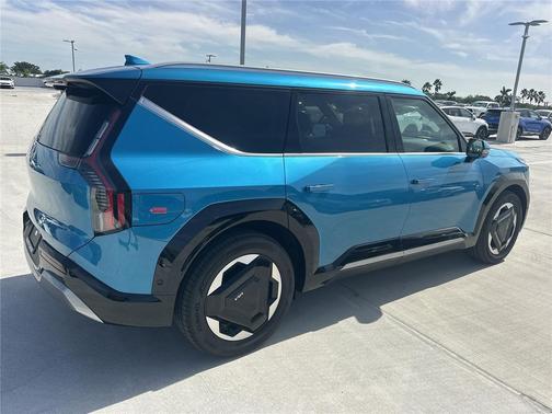 2026 Kia EV9 Land