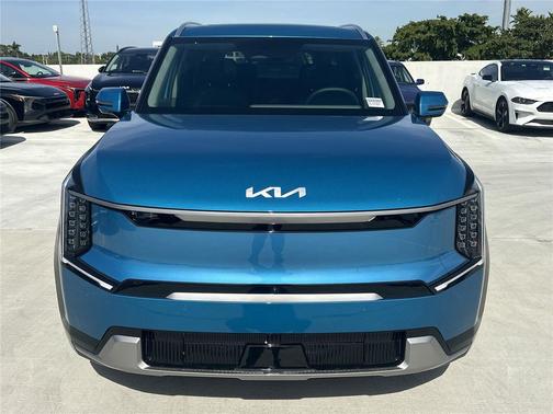 2026 Kia EV9 Land