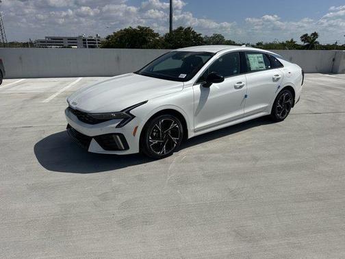 2025 Kia K5 GT-Line