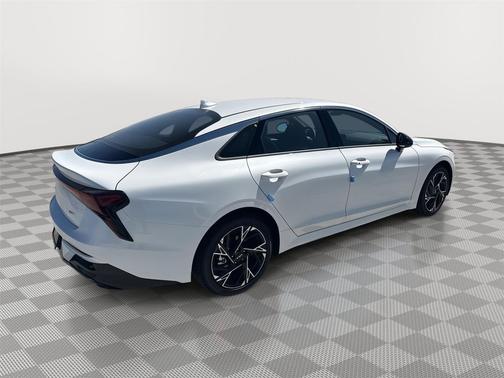 2026 Kia K5 GT-Line FWD