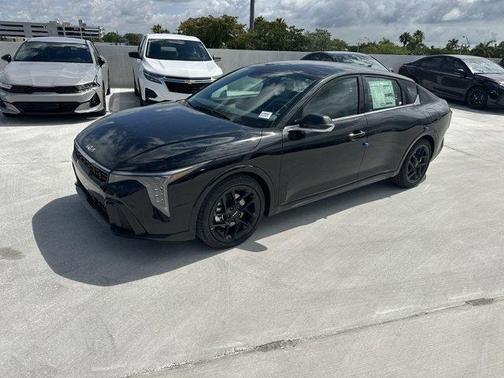 2025 Kia K4 GT-Line Turbo