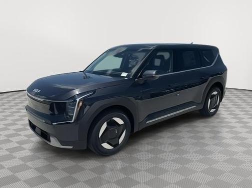 2026 Kia EV9 Light Short Range