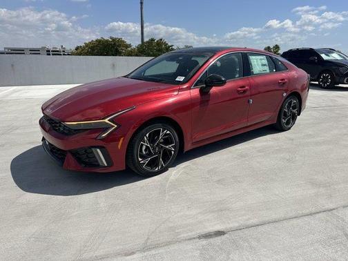 2025 Kia K5 GT-Line