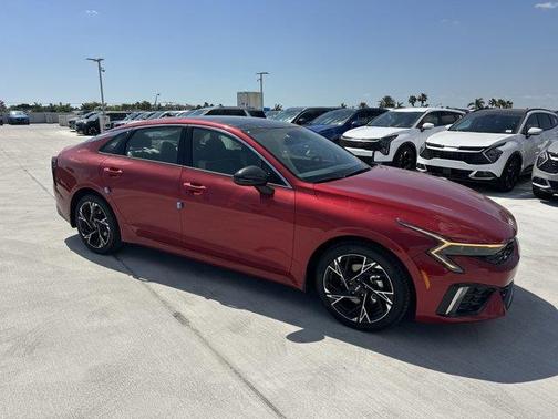 2025 Kia K5 GT-Line