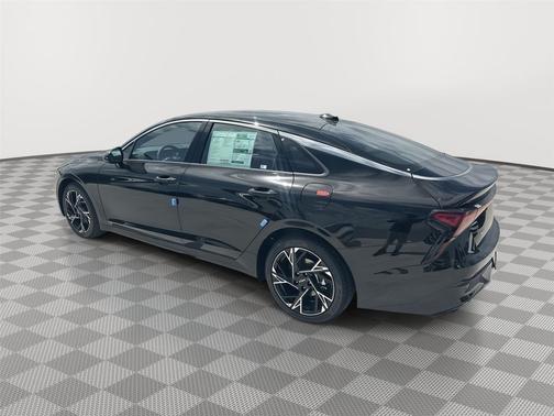 Aurora Black Pearl 2026 Kia K5 GT-Line FWD