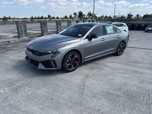 2025 Kia K5 GT-Line