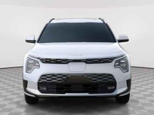 Snow White Pearl 2026 Kia Niro EV Wave