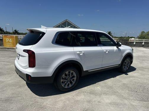 2025 Kia Telluride LX