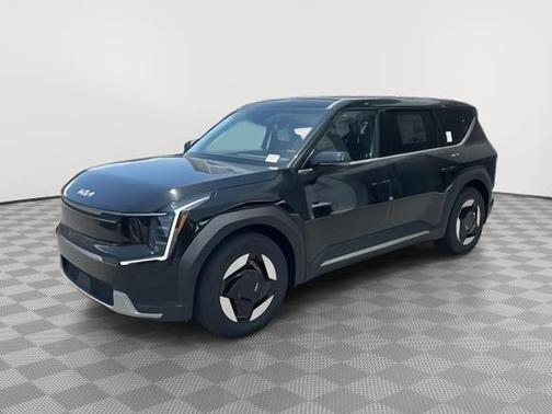 2026 Kia EV9 Light Short Range