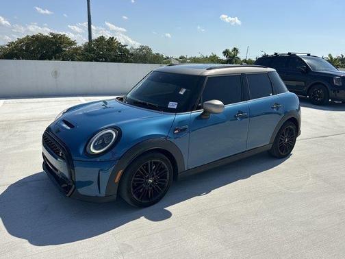 2023 MINI Hardtop Cooper S