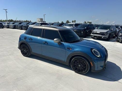 2023 MINI Hardtop Cooper S