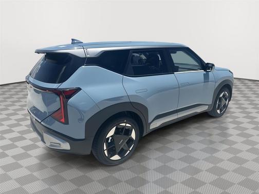 Frost Blue 2027 Kia Seltos S
