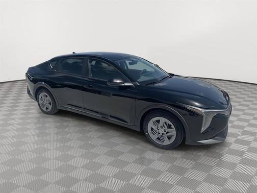 2025 Kia K4 LX