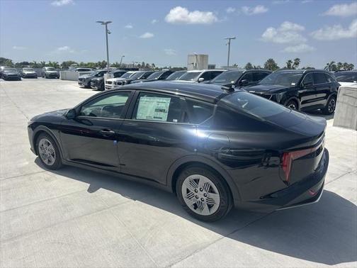 2025 Kia K4 LX