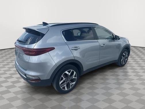 2022 Kia Sportage EX