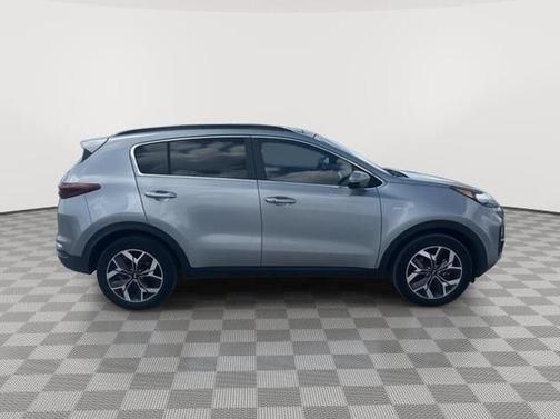 2022 Kia Sportage EX