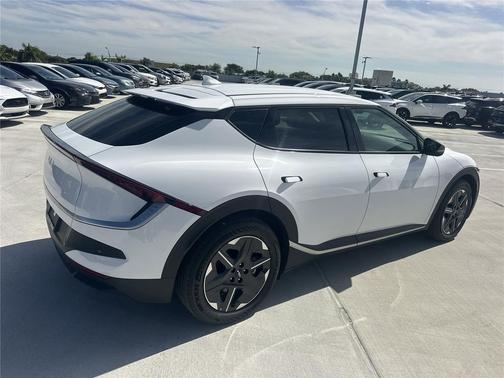 2025 Kia EV6 Light Long Range