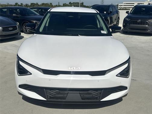 2025 Kia EV6 Light Long Range