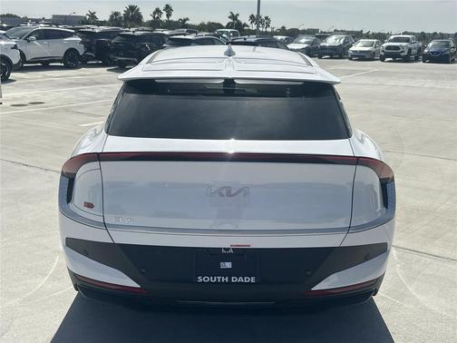 2025 Kia EV6 Light Long Range
