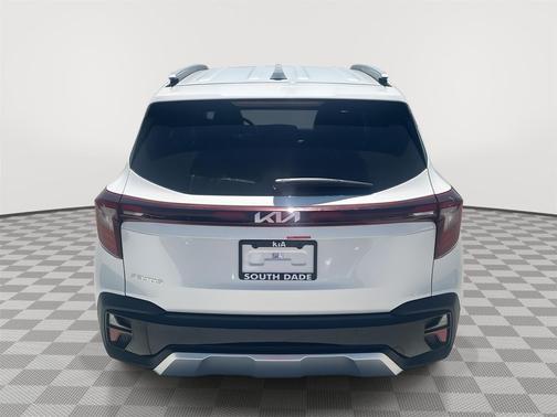Snow White Pearl 2026 Kia Seltos EX
