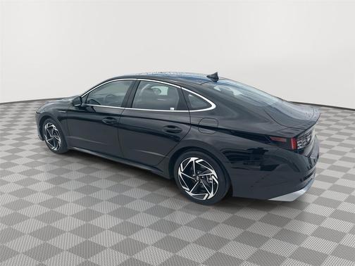 Onyx Black 2024 Hyundai SONATA SEL