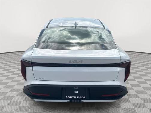 Snow White Pearl 2026 Kia K4 LXS