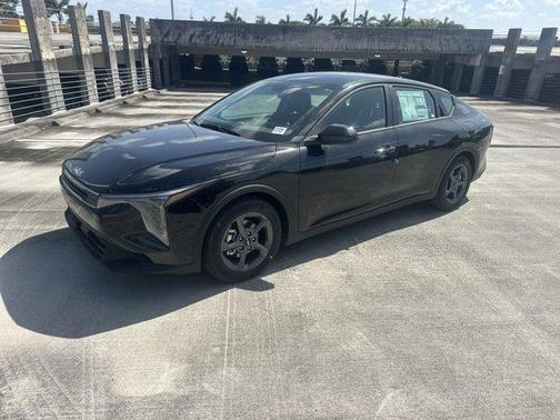 2025 Kia K4 LX