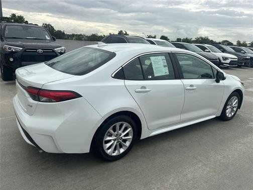 2022 Toyota Corolla XLE