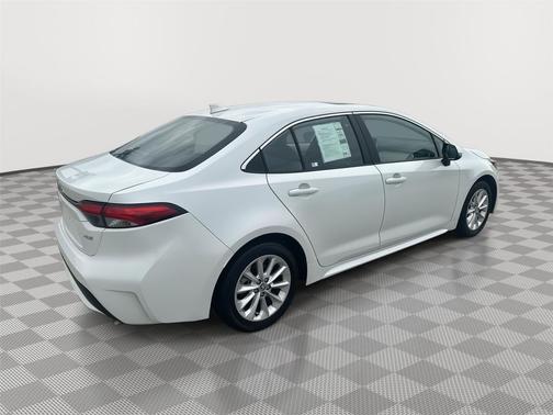 2022 Toyota Corolla XLE