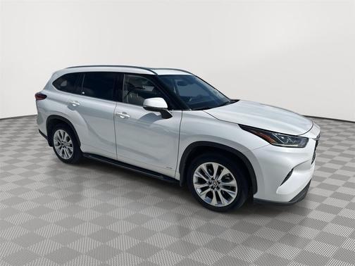 2022 Toyota Highlander Hybrid Limited