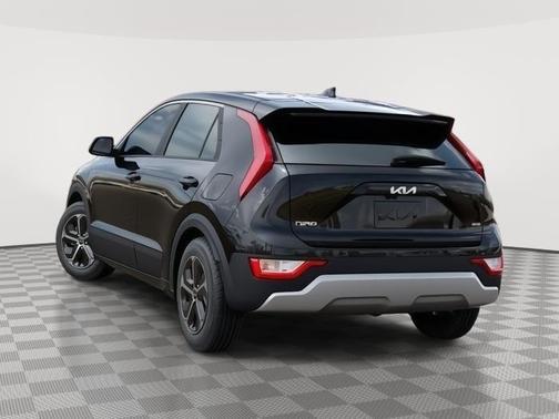 Aurora Black Pearl 2026 Kia Niro LX